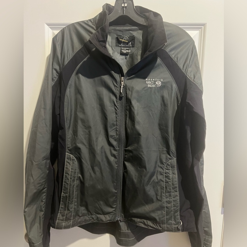 Mountain Hardwear Black and Gray Jacket